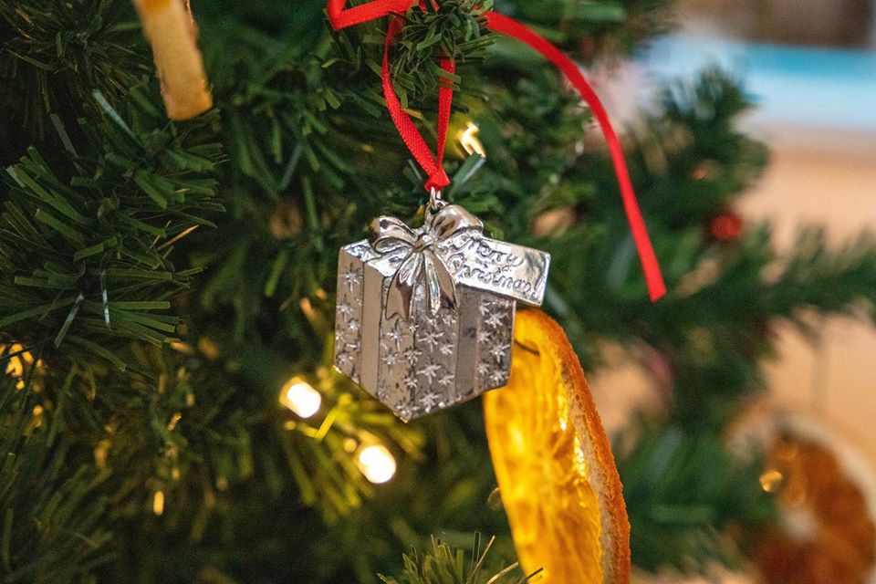 Cornish Tin Christmas Decoration - Gift (2015)