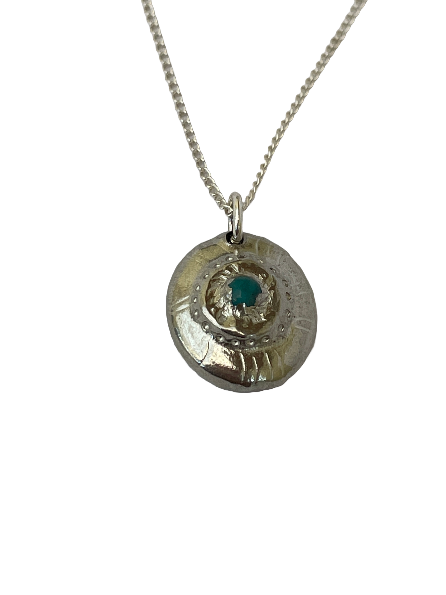 Lerryn Pendant with Cabachon Stone